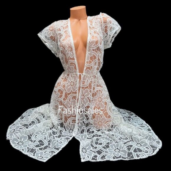 Victoria’s Secret embroidered lace high-low Kimono - Picture 2 of 13